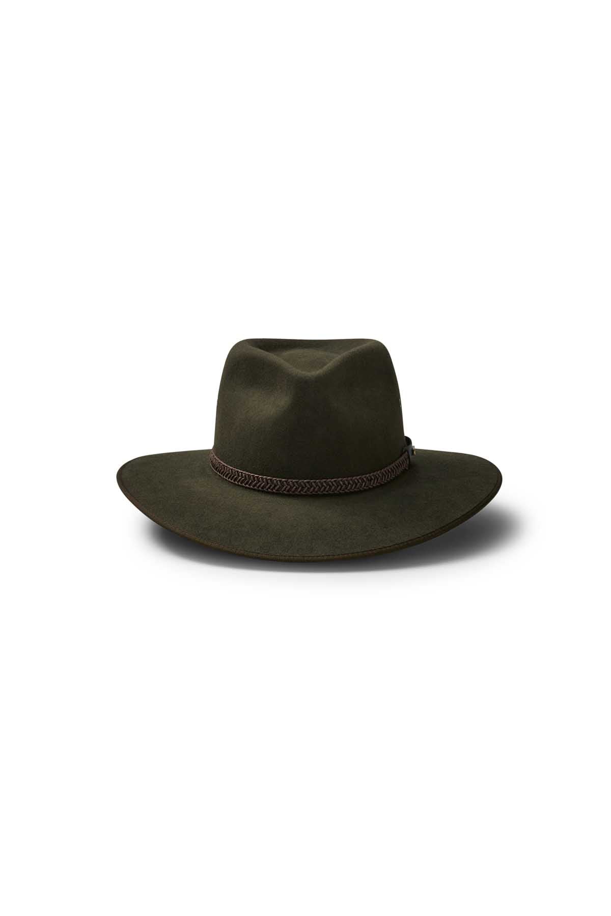 The Akubra Tablelands is a dark green, wide-brimmed felt hat with a braided crown bandβideal for style and practicality in harsh conditions. Displayed on a white background.