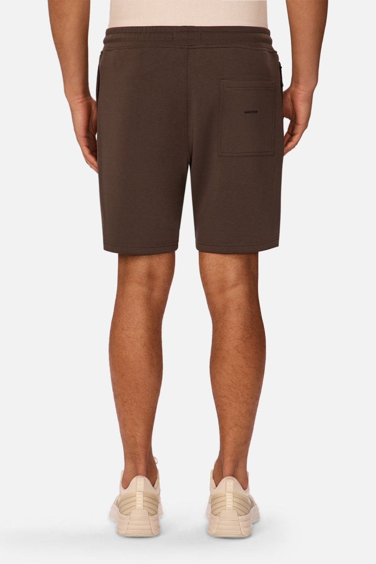 Industrie The Lightweight Tech Track Short