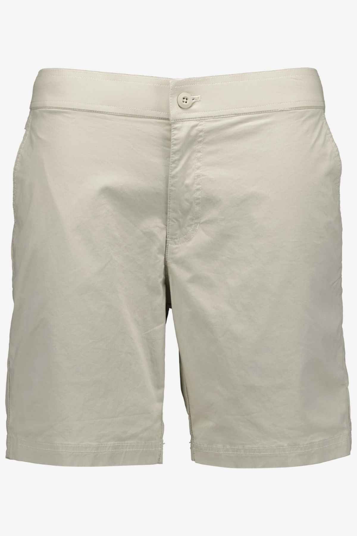 The Swanndri Sandy Point Short boasts a front button closure and side pockets, all made from stretch cotton fabric, ensuring comfort and style against a plain background.