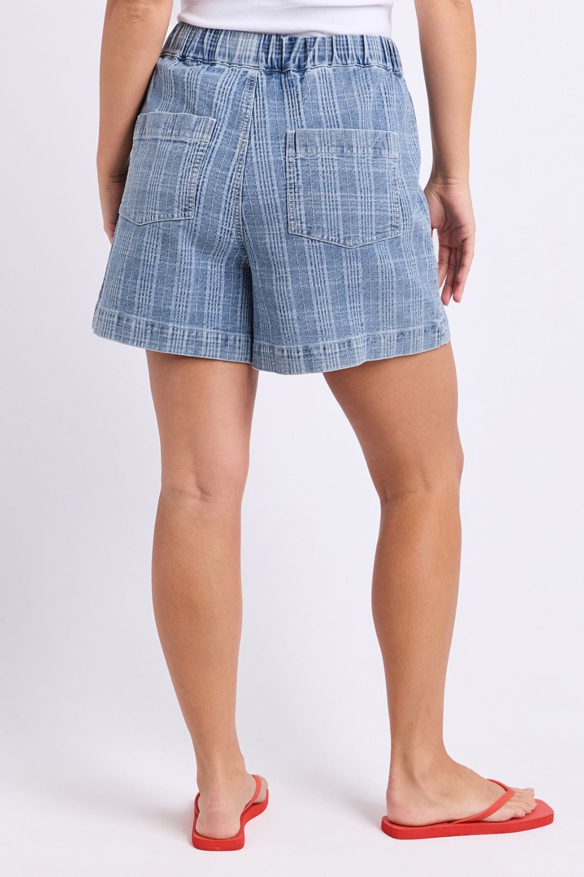 Foxwood Cove Short
