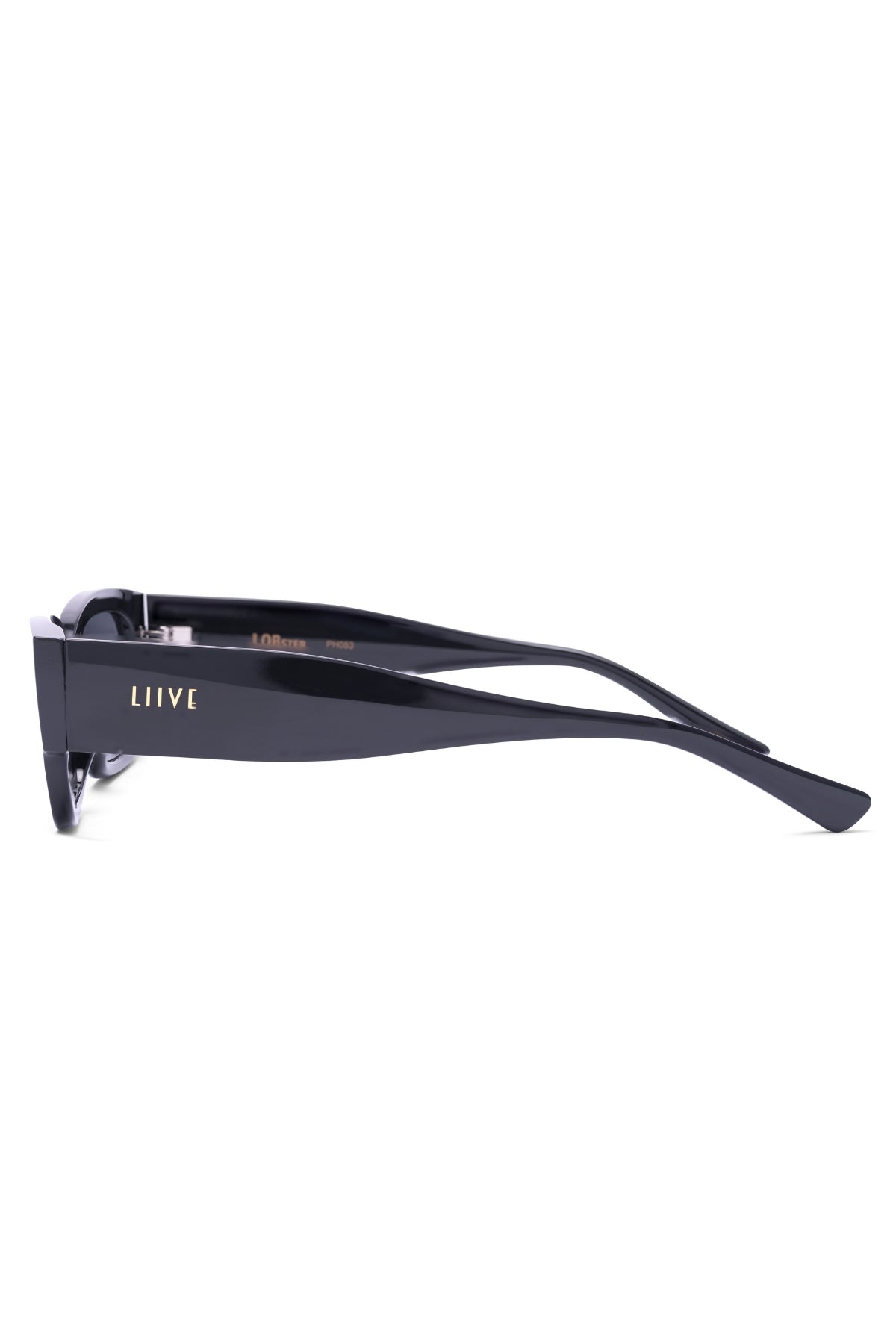 Black Liive LOBster Sunglasses showcase a side view of their thick, lightweight polycarbonate frames. The elegant "LIIVE" in gold enhances the temple. These glasses offer a sleek, modern style with UV protection for chic sun safety.