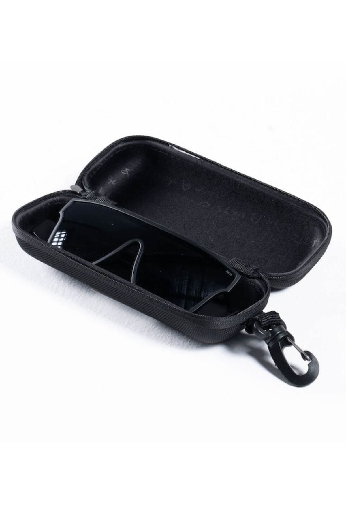 The Safestyle XL Hardcase, shown open with a pair of black sunglasses inside, features an easy-release clip for added convenience.