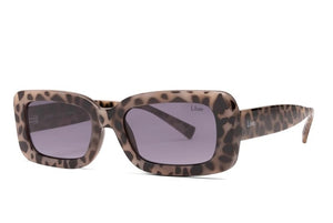 Introducing Liive Crush Sunglasses: These trendy sunglasses boast rectangular frames with a striking leopard print pattern and dark lenses for superior UV protection. The lightweight polycarbonate design ensures maximum comfort, while the brand name "Liive" is prominently displayed on the left temple.