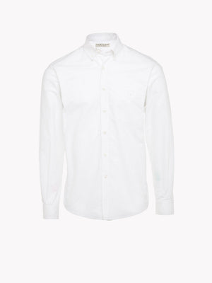 The RM Williams Collins Shirt is a long-sleeved, 100% cotton shirt with a button-down front, collar, and chest pocket, all in crisp white.
