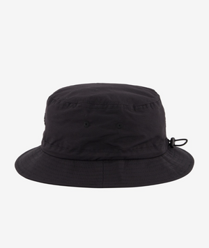 The Swanndri Murrays Bay v2 Hat, with a robust black bucket design, wide circular brim, and side drawstring, is set against a white backdrop.