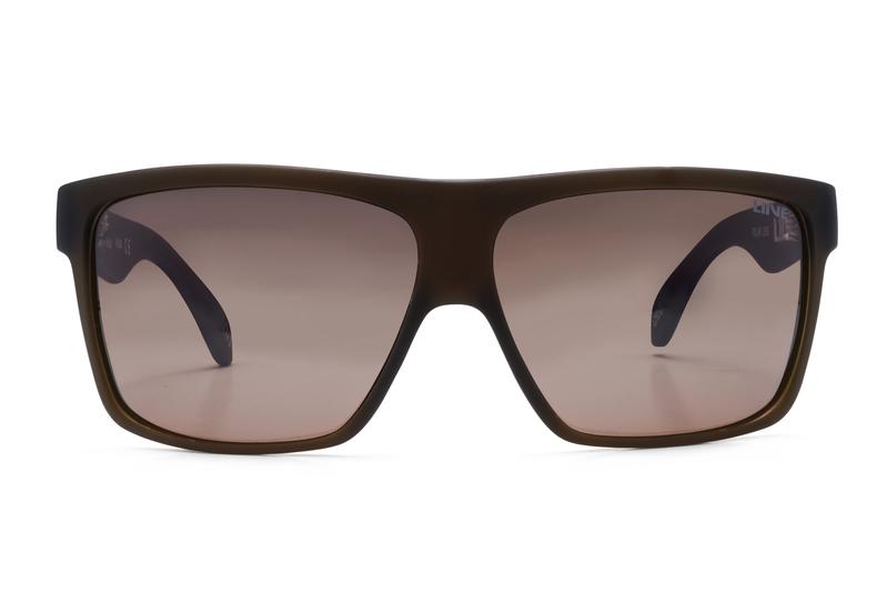 The Liive Hoy 4 Polar Sunglasses have brown square frames and dark tinted, polarized lenses with UV protection. Their thick, angular frame adds a bold look, and the slightly curved arms enhance comfort and style.