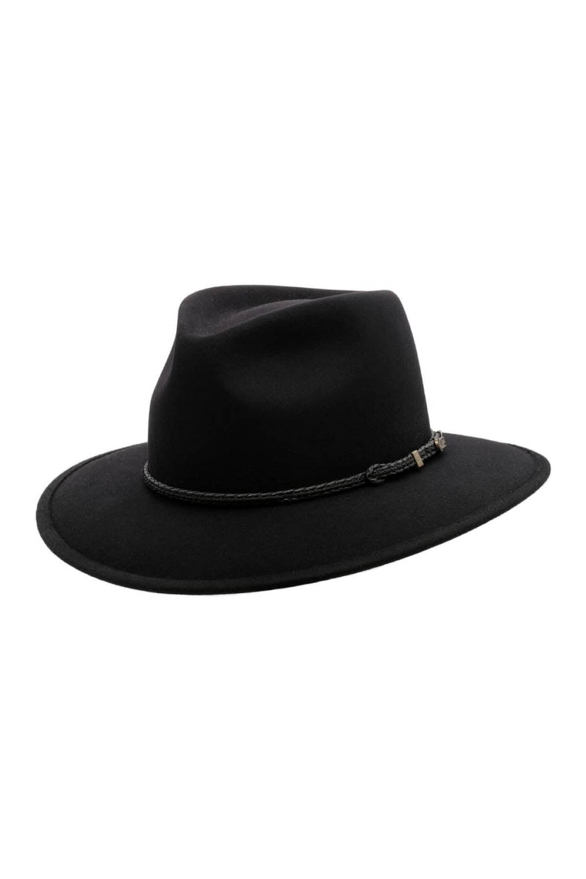 The Akubra Traveller is a black wide-brimmed fedora hat featuring a thin dark band around the crown, shown on a white background.