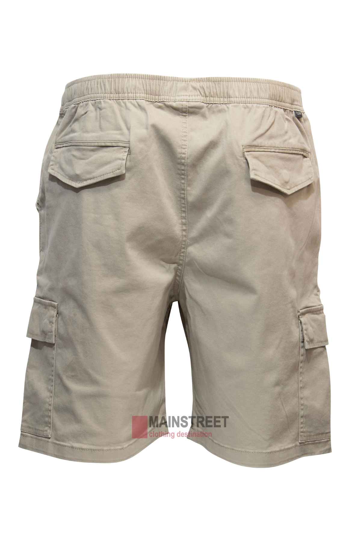 Discover the Pilgrim Cargo Twill Short, a must-have for any summer wardrobe. These men's shorts are available in a versatile beige color and feature an elastic waistband. Designed for practicality, they include multiple pockets such as two flap pockets on the back and cargo pockets on the sides.