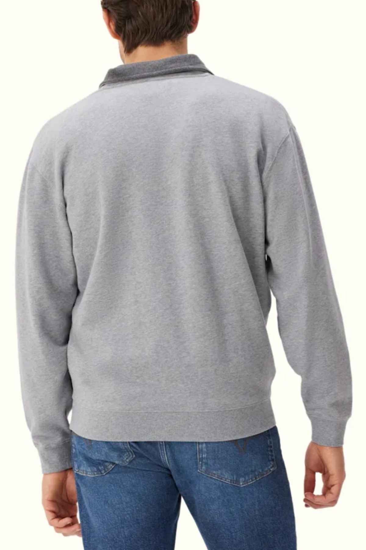 RM Williams Mulyungarie Fleece in the colour Grey Marle. Back view of model wearing jumper
