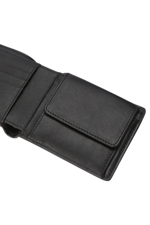 A close-up of the RM Williams Wallet with Pocket & Tab shows card slots and a flap-covered coin pocket secured by a press stud.