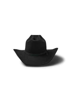 The Akubra Outback Club is a black hat with a curved brim and black band, inspired by Australian country music legends like Lee Kernaghan, shown on a white background.