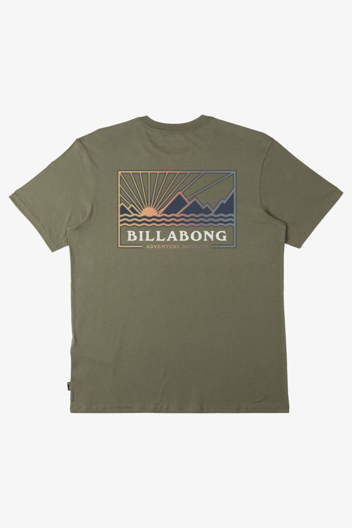 Made from soft organic cotton, the olive green Billabong Range T-Shirt features a rectangle with a stylized sunset over mountains. Below the image, "BILLABONG" and "ADVENTURE DIVISION" are printed in white, highlighting its dedication to sustainable fashion.