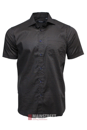 The Bridgeport Cotton Stretch Short Sleeve Shirt for men is black with a small geometric pattern, blue buttons, and a comfortable stretch fit. Displayed on a white background, it features the "MAINSTREET clothing destination" logo at the bottom.