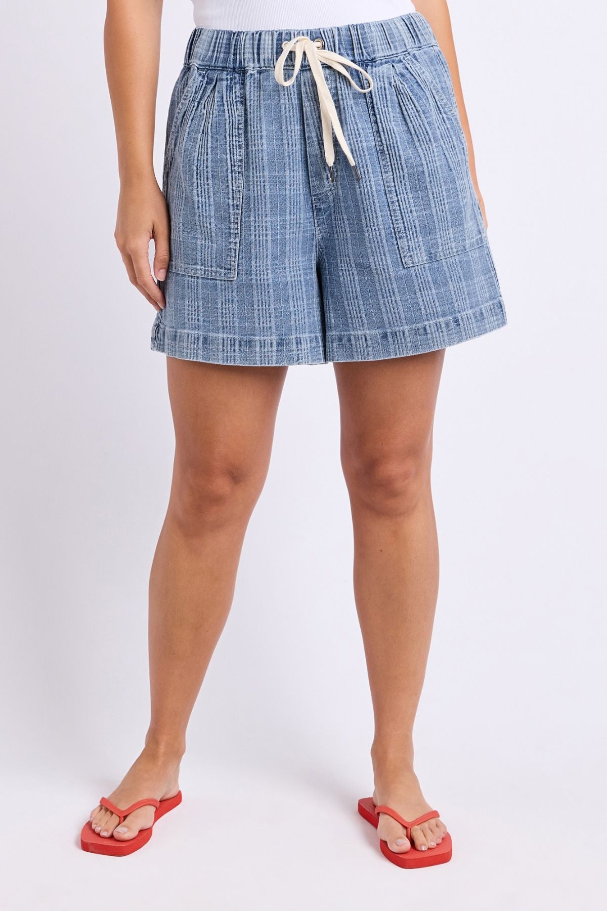 Foxwood Cove Short