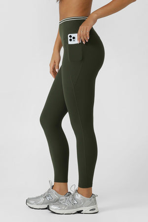 Lorna Jane Iconic Luxe Active Rib Ankle Biter Leggings