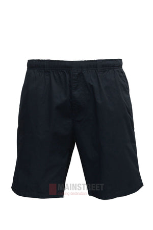 Men's Savane Cruise Shorts in plain black, featuring an elastic waistband and made from lightweight fabric, shown on a white background.