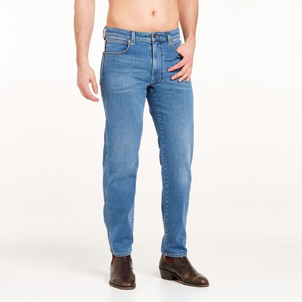 Wrangler Slim Straight Jean