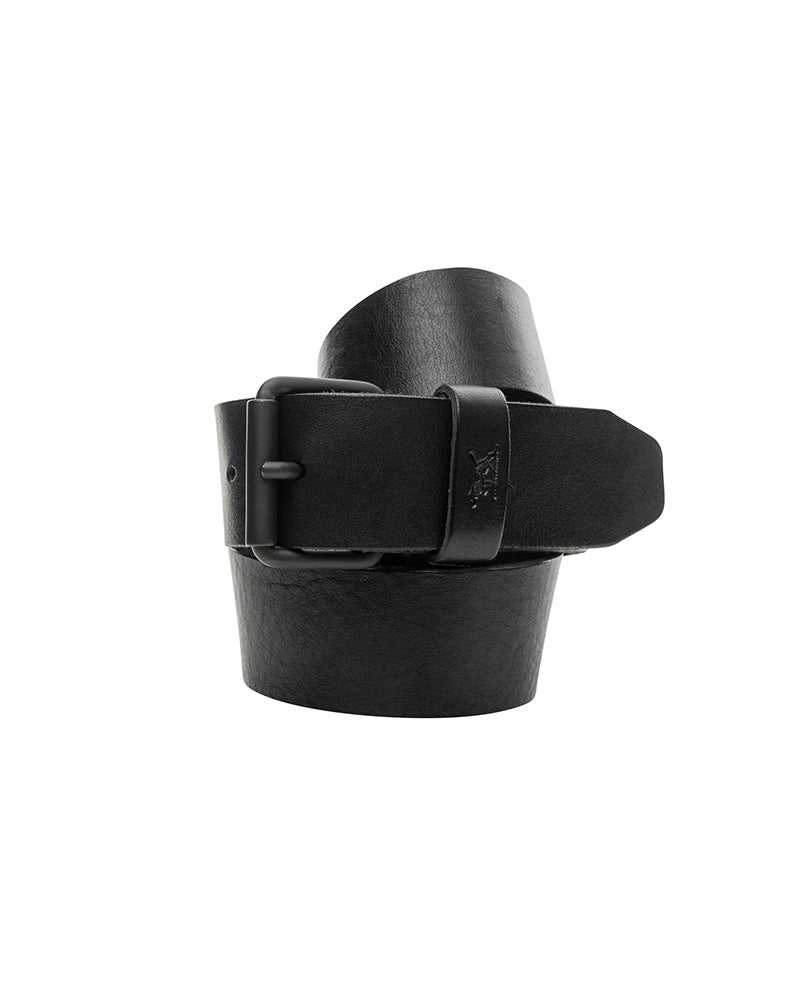 The Rodd & Gunn Anderson Avenue Belt, crafted from genuine black leather, features a square metal buckle. Coiled in a cylindrical shape, it boasts subtle stitching and an embossed logo near the buckle, highlighting its sleek design.